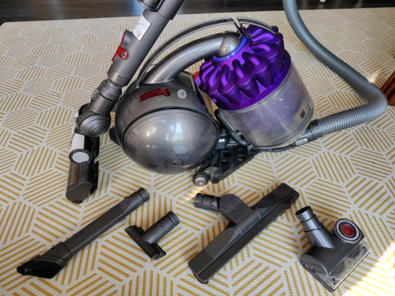 Dyson DC39 ball cylinder vacuum cleaner 